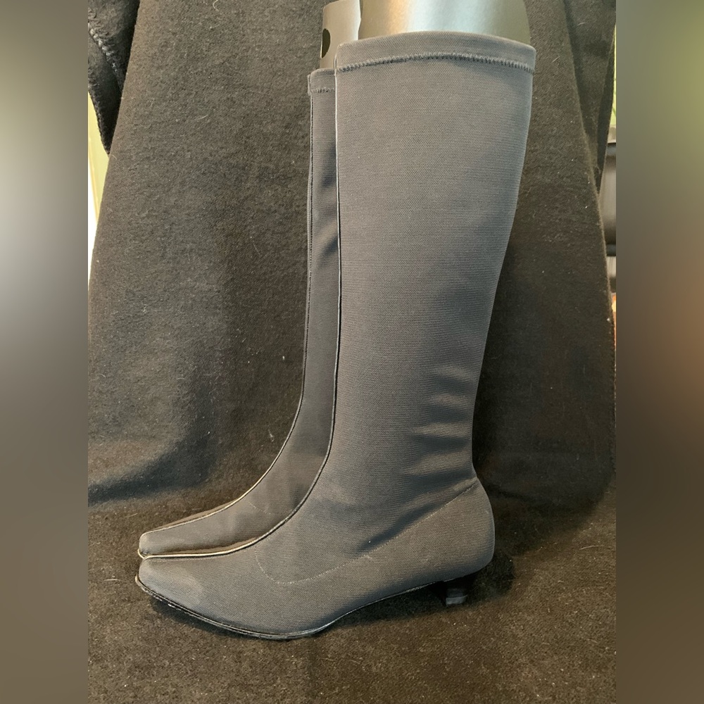 GUC Salvatore Ferragamo tall black kitten heel boots, US women’s size 6